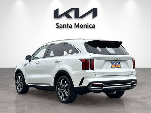 Certified 2023 Kia Sorento EX AWD/4WD image 4
