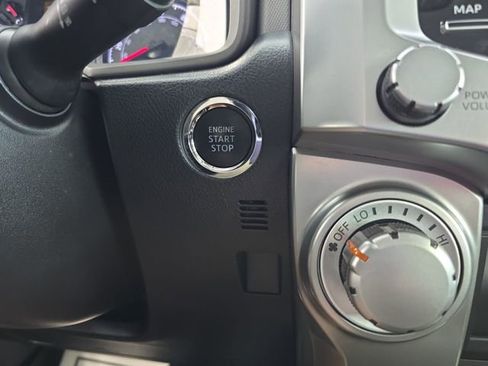 Used 2022 Toyota 4Runner SR5 image 22