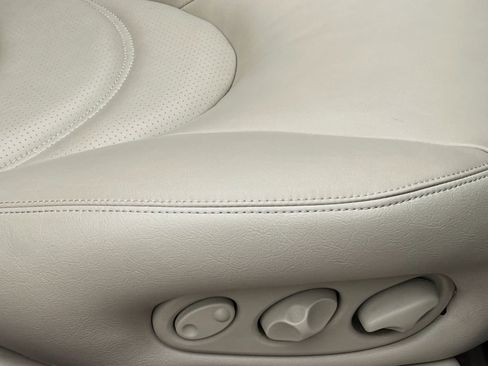 Used 2002 Jaguar XK8 Convertible RWD image 20