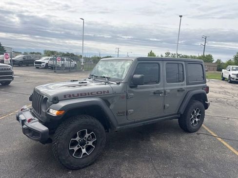 Used 2021 Jeep Wrangler Unlimited Rubicon w/ Cold Weather Group AWD/4WD image 3