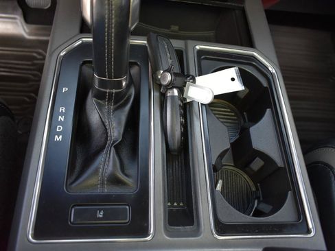 Used 2018 Ford F150 Raptor w/ Equipment Group 802A Luxury AWD/4WD image 25