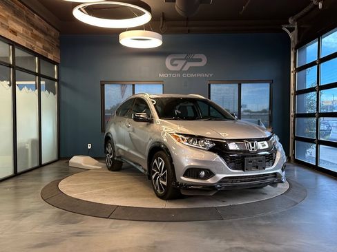 Used 2020 Honda HR-V Sport image 1
