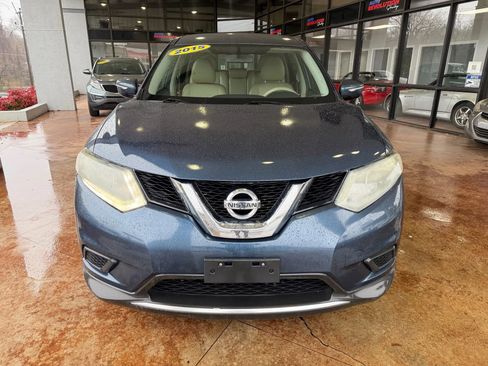 Used 2015 Nissan Rogue S FWD image 2