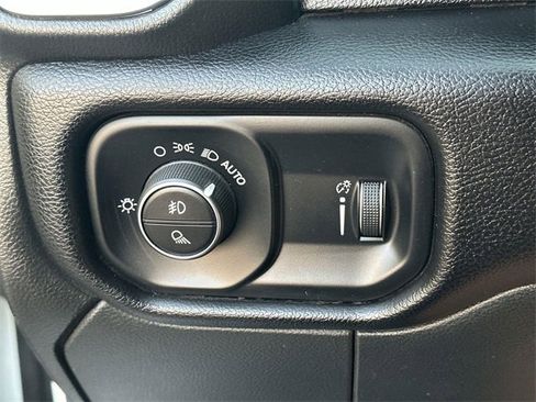 Used 2024 RAM 2500 Big Horn image 16