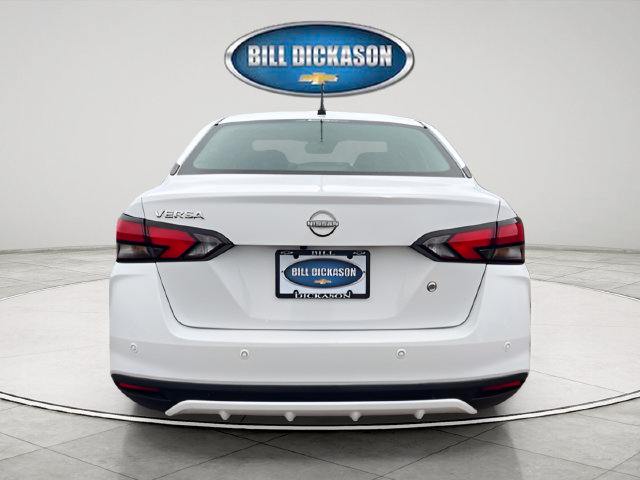 Used 2023 Nissan Versa S FWD image 6
