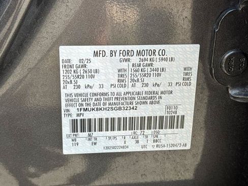 Certified 2025 Ford Explorer ST-Line AWD/4WD image 39