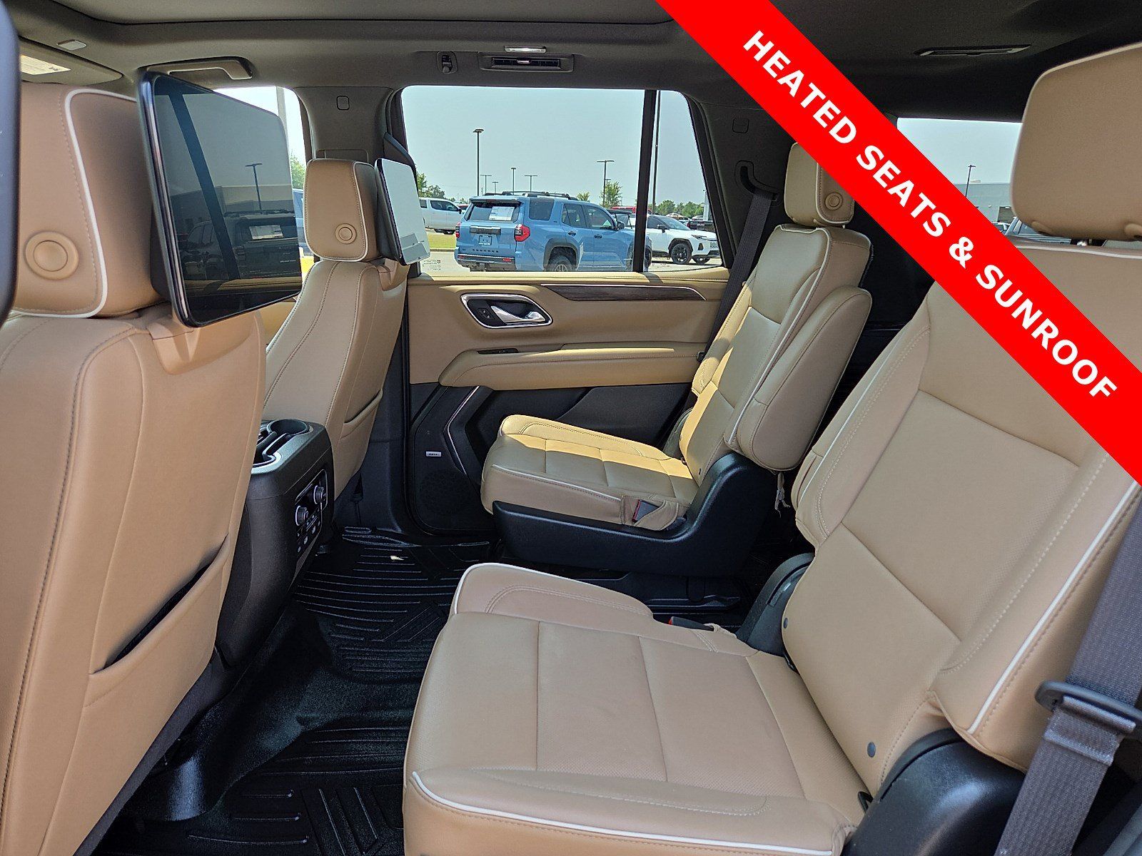 Used 2023 Chevrolet Tahoe Premier w/ Premium Package 2 AWD/4WD image 11