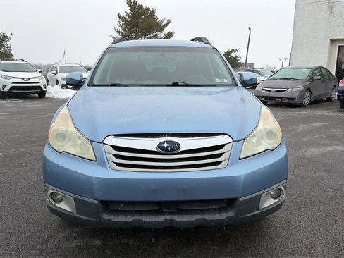Used 2011 Subaru Outback 2.5i Premium w/ All-Weather Pkg image 40