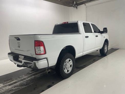 Used 2023 RAM 2500 Tradesman w/ Chrome Appearance Group AWD/4WD image 8
