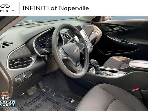 Used 2022 Chevrolet Malibu LT FWD image 16