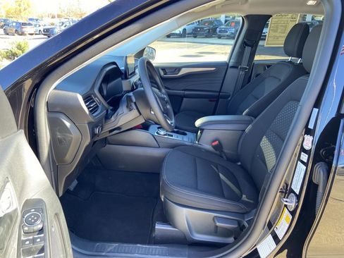 Used 2025 Ford Escape Active image 33