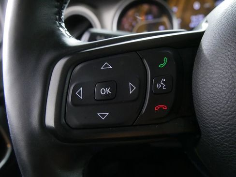 Used 2018 Jeep Wrangler Unlimited Sport S image 19