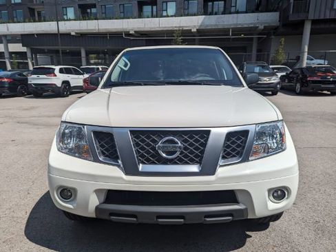 Used 2021 Nissan Frontier SV RWD image 4