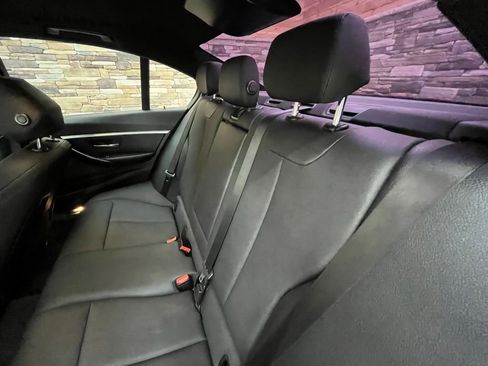 Used 2018 BMW 330i xDrive Sedan AWD/4WD image 27