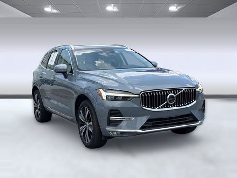 Certified 2023 Volvo XC60 B5 Plus w/ Protection Package Premier FWD image 7
