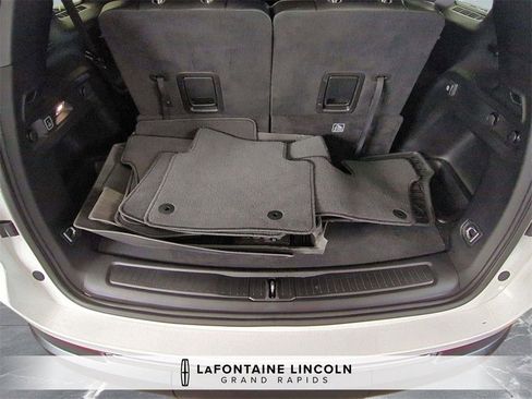 Used 2024 Jeep Grand Cherokee L Limited image 28