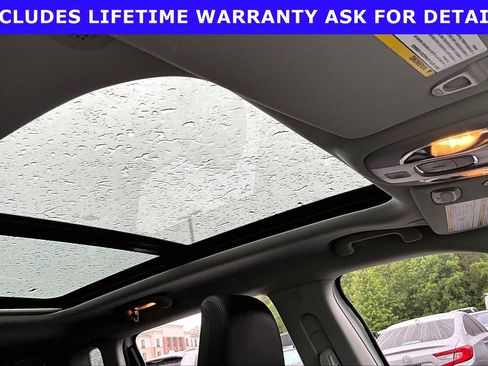 Used 2022 Jeep Compass Latitude w/ Sun and Sound Group FWD image 19