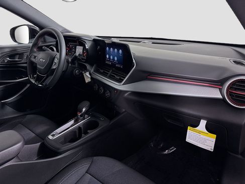 New 2026 Chevrolet Trax RS w/ Driver Confidence Package FWD image 31
