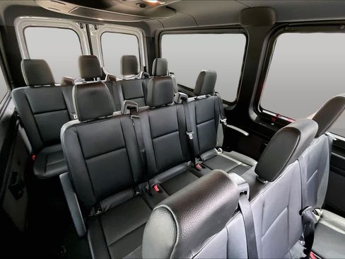Used 2023 Mercedes-Benz Sprinter 2500 image 19