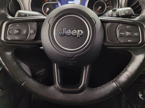 Used 2022 Jeep Wrangler Sport AWD/4WD image 23