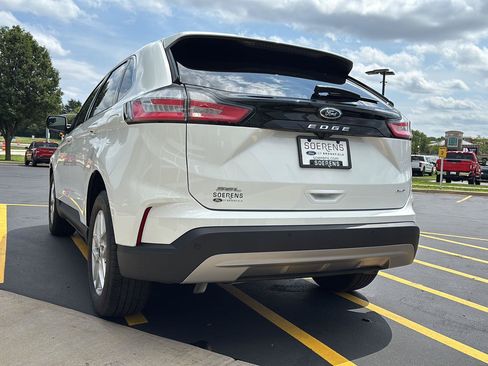 Used 2024 Ford Edge SEL w/ Convenience Package AWD/4WD image 30
