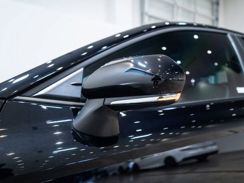 Certified 2025 Toyota Camry SE w/ Convenience Package image 11