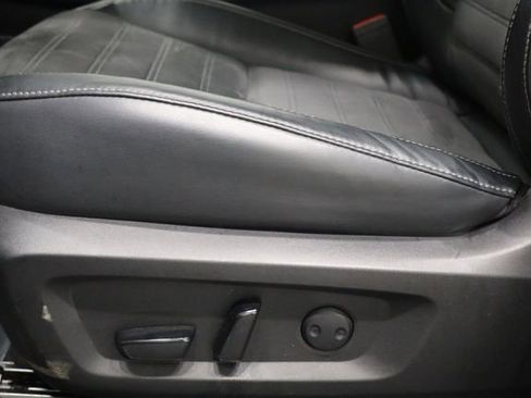 Used 2022 Mitsubishi Outlander SE image 21