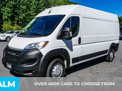 Used 2023 RAM ProMaster 2500 FWD image 3