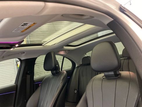 Used 2024 Mercedes-Benz E 350 4MATIC Sedan image 25
