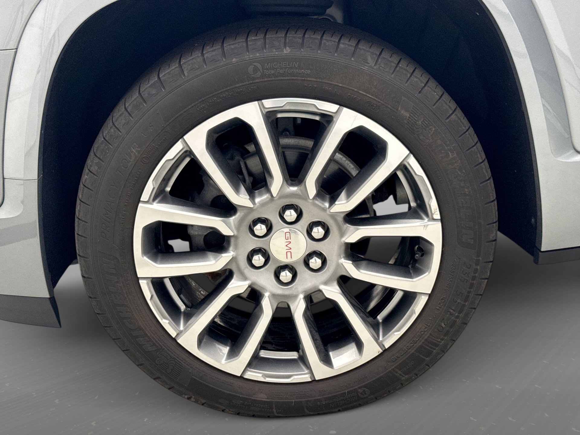 Used 2023 GMC Acadia Denali w/ Denali Ultimate Package FWD image 29