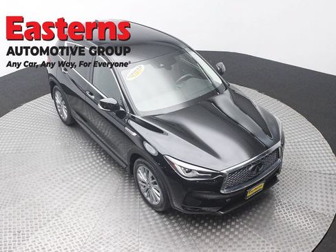 Used 2023 INFINITI QX50 Pure AWD/4WD image 3