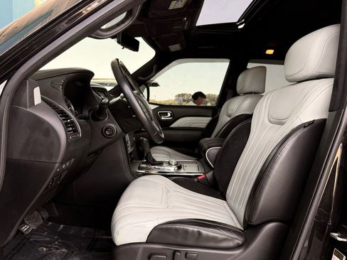 Used 2019 INFINITI QX80 Limited w/ All-Season Package AWD/4WD image 21