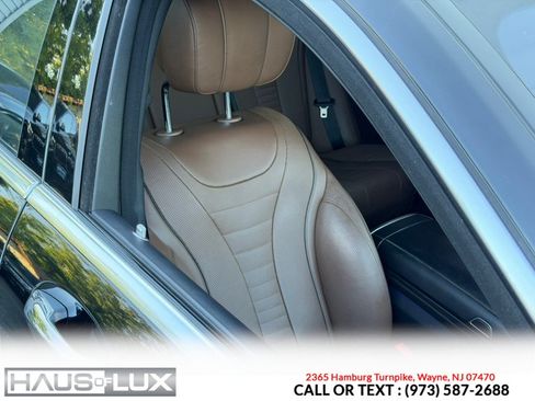 Used 2019 Mercedes-Benz S 560 4MATIC Sedan image 4