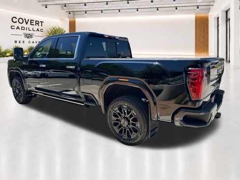 Used 2024 GMC Sierra 2500 Denali Ultimate AWD/4WD image 11