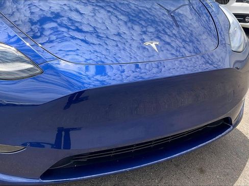 Used 2023 Tesla Model Y Performance AWD/4WD image 29