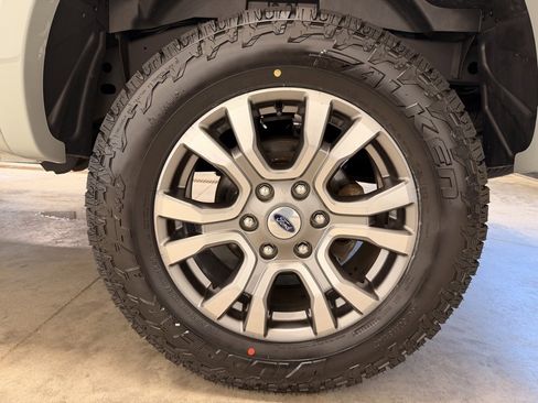 Used 2021 Ford Ranger Lariat w/ Equipment Group 501A High image 12