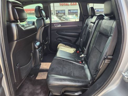 Used 2015 Jeep Grand Cherokee Altitude AWD/4WD image 14