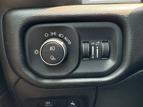 Used 2023 RAM 1500 Laramie AWD/4WD image 35