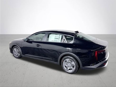 New 2025 Kia K4 LX image 8