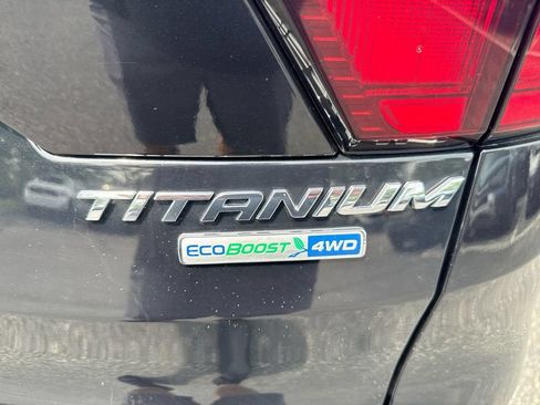 Used 2019 Ford Escape Titanium AWD/4WD image 26