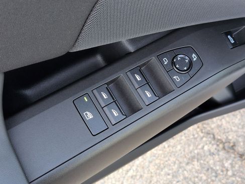 Used 2025 BMW X3 xDrive30i w/ Convenience Package image 15