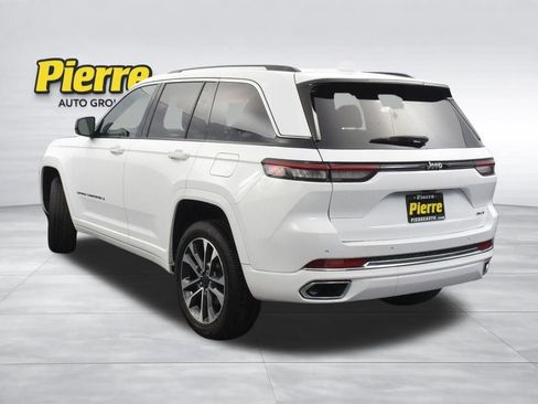 Used 2023 Jeep Grand Cherokee Overland AWD/4WD image 2