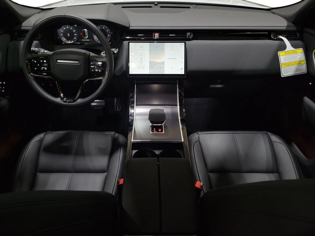 New 2026 Land Rover Range Rover Velar Dynamic SE AWD/4WD image 25