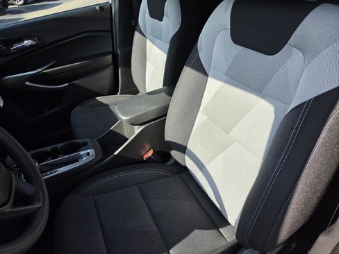 New 2026 Chevrolet Trax LS w/ LS Convenience Package FWD image 15