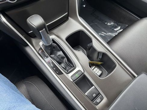 Used 2018 Honda Accord LX image 20