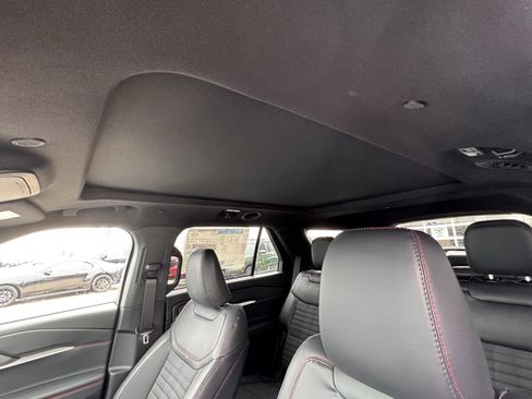 New 2026 Ford Explorer ST-Line w/ ST-Line Street Pack image 23