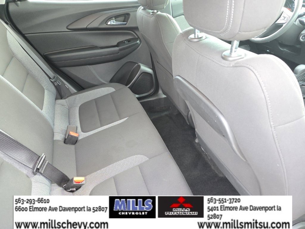 Used 2022 Chevrolet TrailBlazer LT w/ Convenience Package FWD image 18