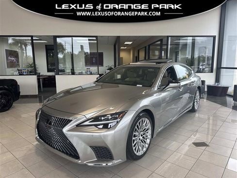 Used 2024 Lexus LS 500 image 1