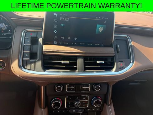 Used 2024 Chevrolet Suburban High Country w/ Max Trailering Package AWD/4WD image 9