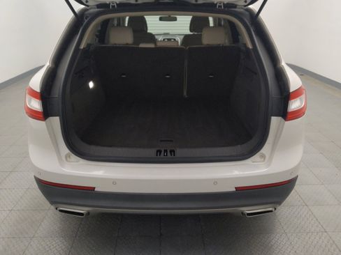 Used 2018 Lincoln MKX Premiere image 29